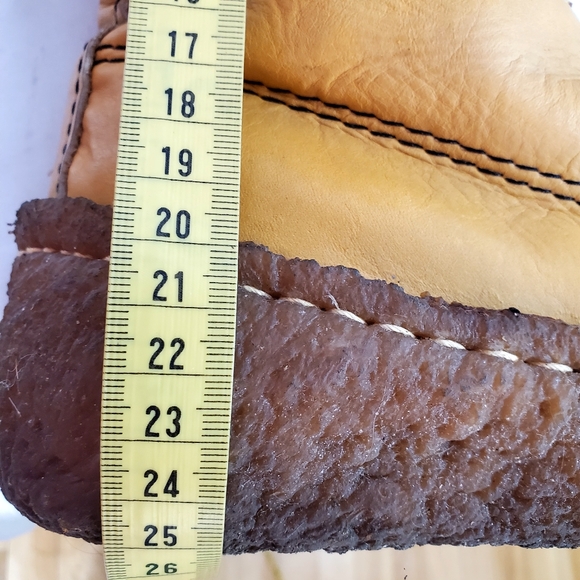 Vintage 70s Maple Leaf Native American Mukluk Boots Fur Lined Golden Leather 5 - Picture 12 of 12